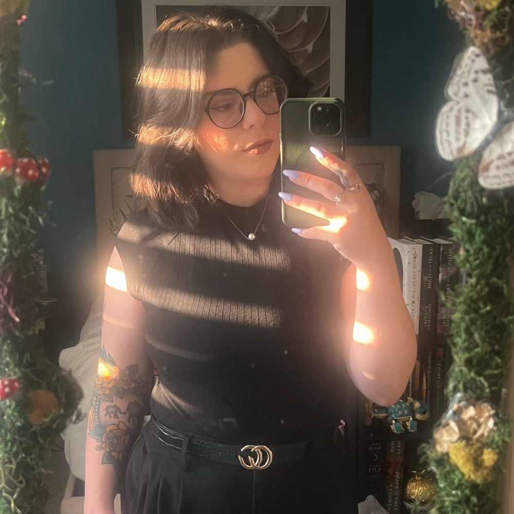 Meet your Posher, Jillian